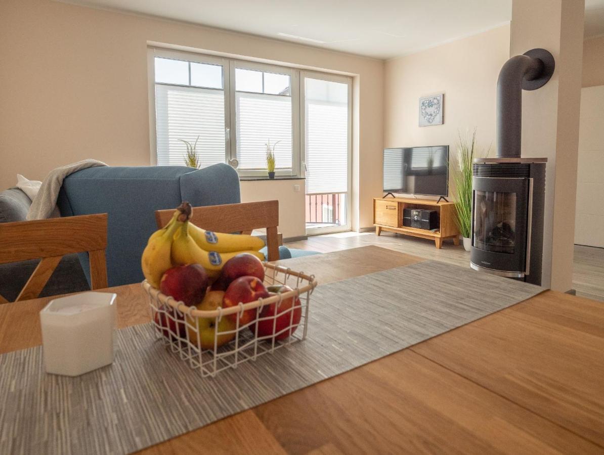 Rotes Haus Krabbe - Whg 2 Apartment Цингст Екстериор снимка